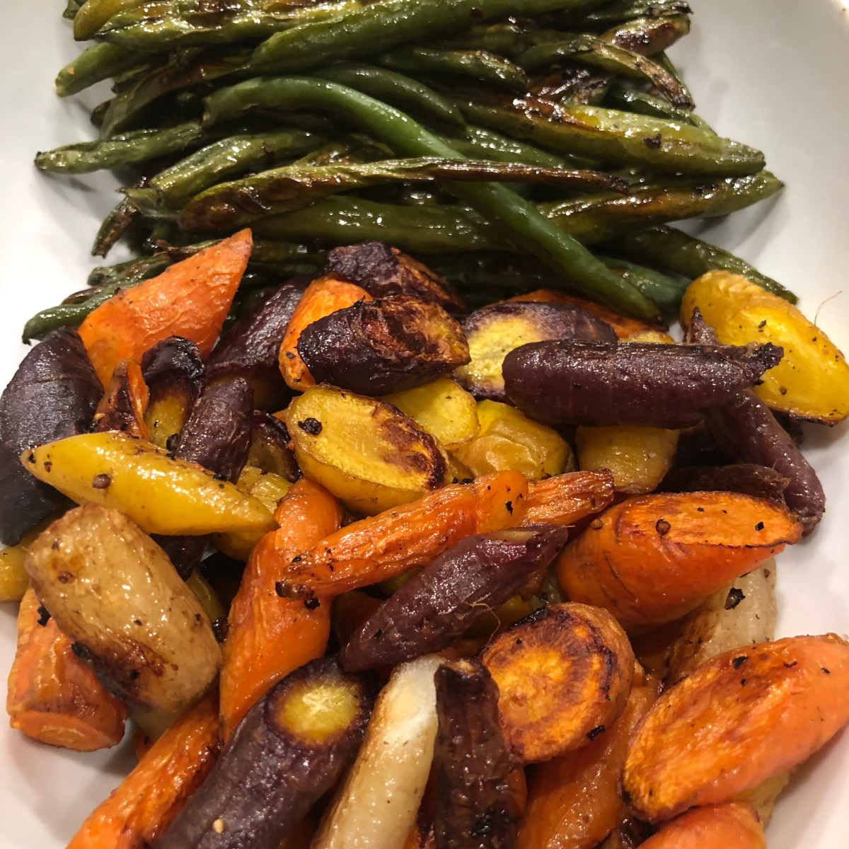 Simple and Delicious Roasted Carrots and Green&nbsp;Beans