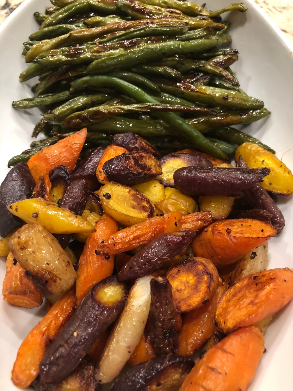 Simple and Delicious Roasted Carrots and Green&nbsp;Beans
